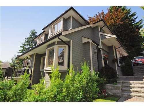 Main Photo: 3123 SUNNYHURST Road in North Vancouver: Home for sale : MLS®# V904323