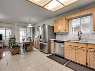 Photo 9: 1961 TAYLOR Street in Port Coquitlam: Lower Mary Hill House for sale : MLS®# R2661167