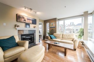 Photo 1: 312 155 E 3RD Street in North Vancouver: Lower Lonsdale Condo for sale in "The Solano" : MLS®# R2040502