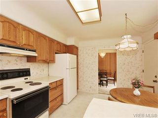 Photo 6: 3320 Gibbs Rd in VICTORIA: OB Henderson House for sale (Oak Bay)  : MLS®# 672353