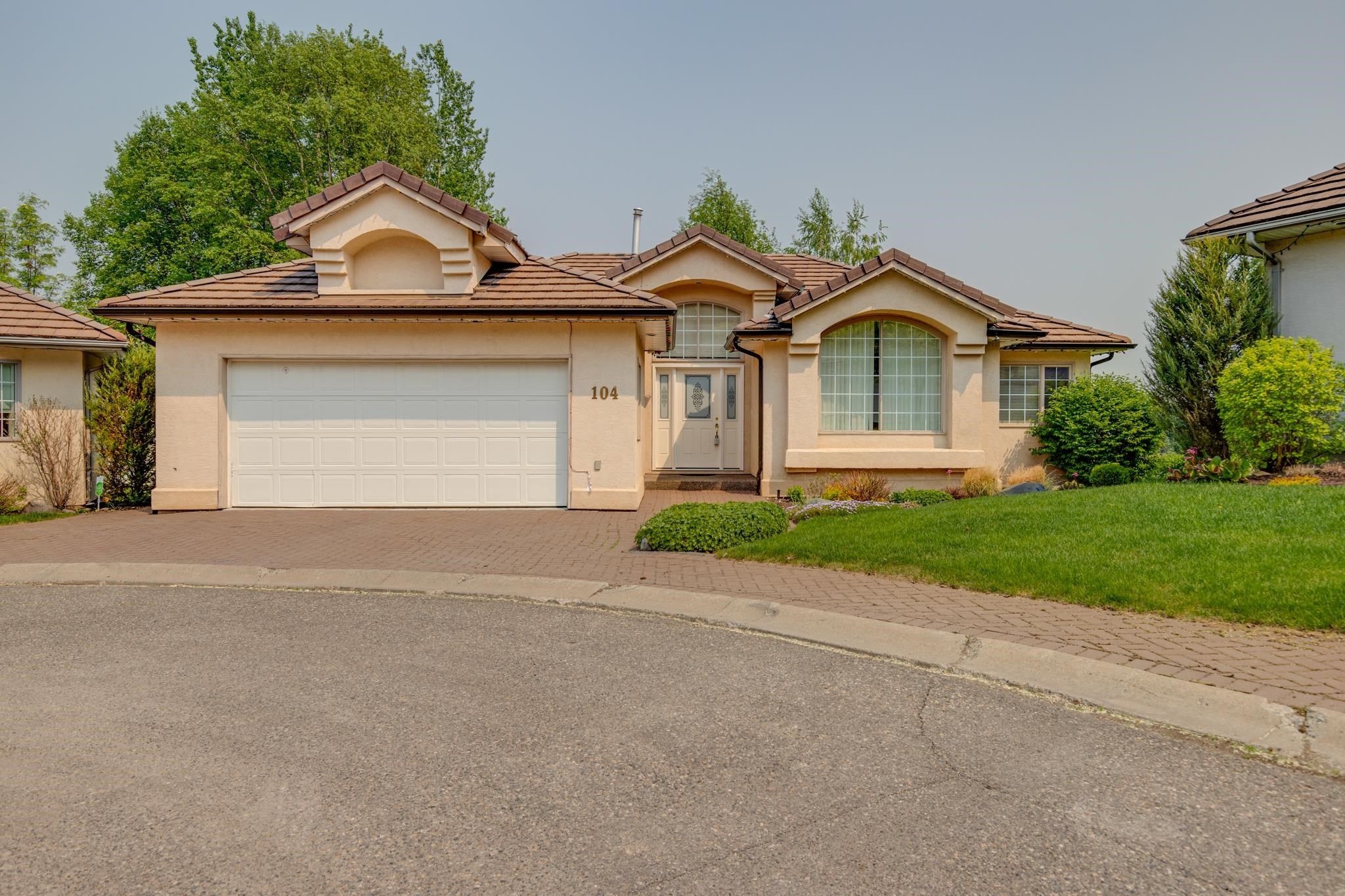 Main Photo: 104 7650 ST PATRICK Avenue in Prince George: St. Lawrence Heights House for sale in "VIEW POINTE ESTATES" (PG City South West)  : MLS®# R2779579