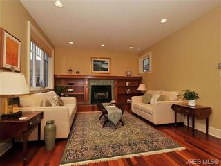 Photo 2: 238 Richmond Avenue in VICTORIA: Vi Fairfield East Residential for sale (Victoria)  : MLS®# 332404