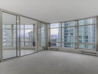 Photo 2: 1805 1288 ALBERNI Street in Vancouver: West End VW Condo for sale in "THE PALISADES" (Vancouver West)  : MLS®# R2106505