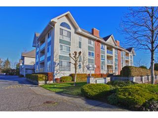 Photo 2: 215 19835 64TH Avenue in Langley: Willoughby Heights Condo for sale in "Willowbrook Gate" : MLS®# F1429929