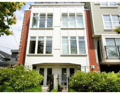 Main Photo: 202 3637 W 17TH AVENUE in : Dunbar Townhouse for sale : MLS®# V771911