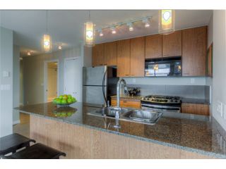 Photo 4: 2303 7063 HALL Avenue in Burnaby: Highgate Condo for sale in "Emerson" (Burnaby South)  : MLS®# V1048221