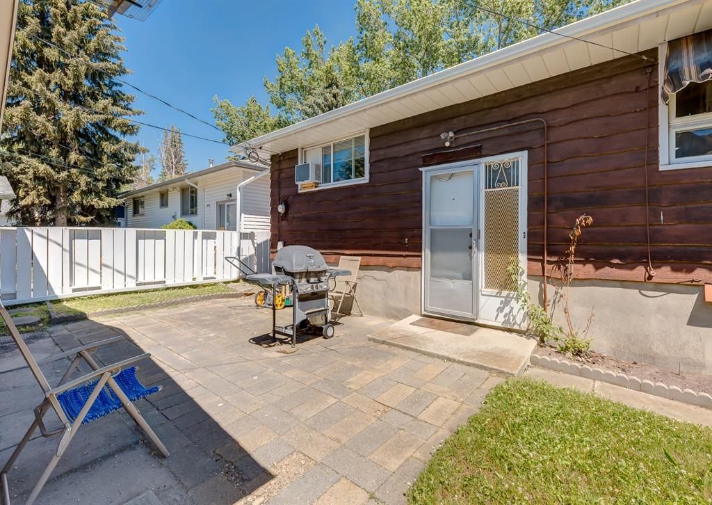 Photo 43: Photos: 3435 19 Street NW in Calgary: Charleswood Detached for sale : MLS®# A1241345