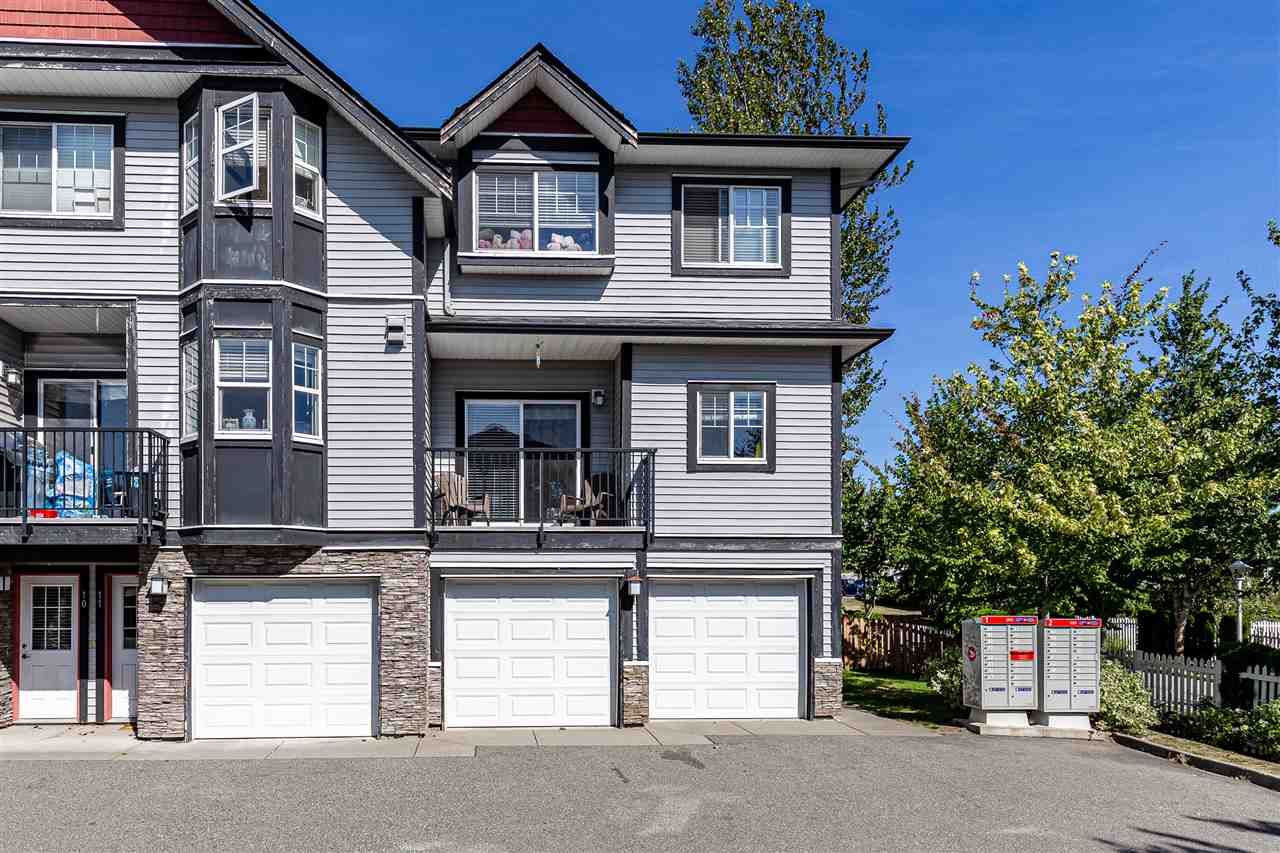 Main Photo: 12 31235 UPPER MACLURE Road in Abbotsford: Abbotsford West Townhouse for sale : MLS®# R2495155