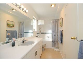 Photo 9: 305 910 W 8TH Avenue in Vancouver: Fairview VW Condo for sale (Vancouver West)  : MLS®# V850404