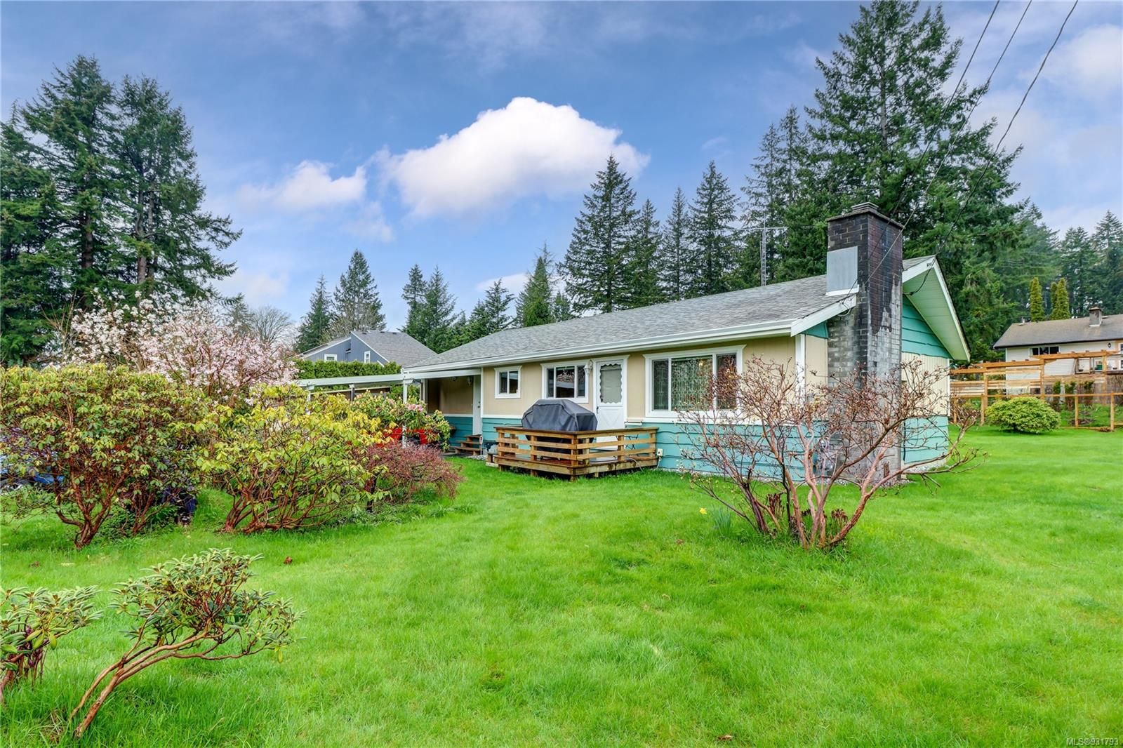 Main Photo: 2374 Coho Rd in Campbell River: CR Campbell River North House for sale : MLS®# 931793