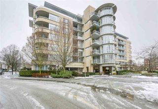 Photo 2: 411 2655 CRANBERRY Drive in Vancouver: Kitsilano Condo for sale (Vancouver West)  : MLS®# R2343223