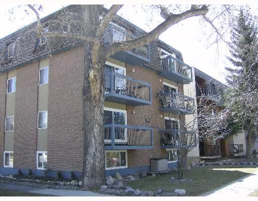 Main Photo:  in CALGARY: Sunnyside Residential Attached for sale (Calgary)  : MLS®# C3259264