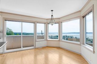 Photo 8: 15596 SEMIAHMOO Avenue: White Rock House for sale in "Top of Bluff East Beach" (South Surrey White Rock)  : MLS®# R2785787