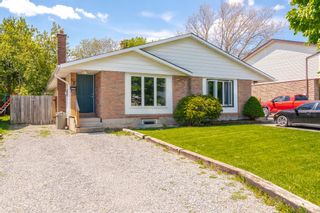 Photo 1: 7 Julie Drive in Thorold: House for sale (Confederation Heights)  : MLS®# 40115501