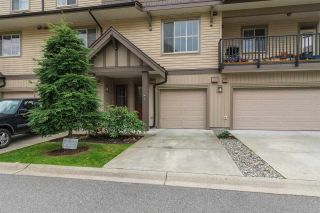Photo 2: 102 9525 204 Street in Langley: Walnut Grove Townhouse for sale in "TIME" : MLS®# R2337415
