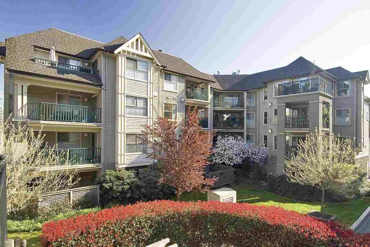 Main Photo: 405 211 TWELFTH Street in New Westminster: Uptown NW Condo for sale in "DISCOVERY REACH" : MLS®# R2226896