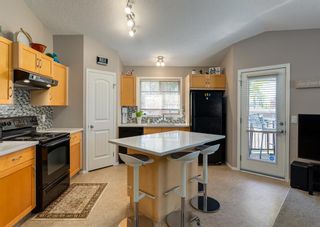 Photo 4: 206 11 Everridge Square SW in Calgary: Evergreen Row/Townhouse for sale : MLS®# A2003562