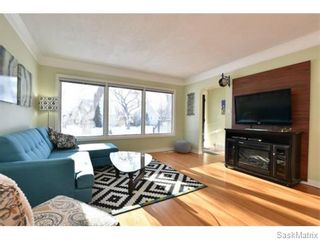 Photo 5: 3732 NORMANDY Avenue in Regina: River Heights Single Family Dwelling for sale (Regina Area 05)  : MLS®# 595664