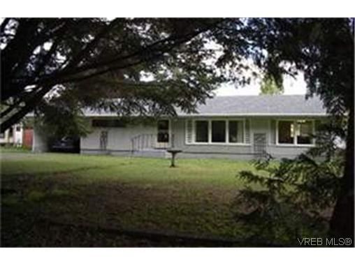 Main Photo:  in VICTORIA: La Fairway House for sale (Langford)  : MLS®# 351337