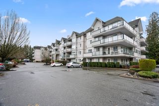Photo 2: 212 33708 KING Road in Abbotsford: Central Abbotsford Condo for sale in "College Park Place" : MLS®# R2759385