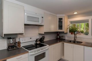 Photo 27: 7356 Wallace Dr in Central Saanich: CS Saanichton House for sale : MLS®# 915780