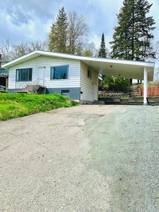 Photo 2: 2527 UPLAND Street in Prince George: Assman House for sale (PG City Central)  : MLS®# R2690322