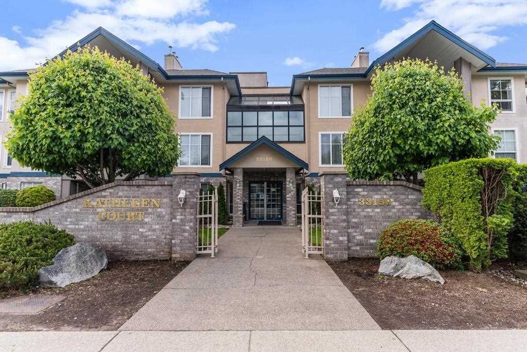 Main Photo: 311 33150 4 Avenue in Mission: Mission BC Condo for sale in "KATHLEEN COURT" : MLS®# R2583165