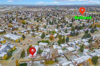 Photo 6: 4 Columbia Drive in Saskatoon: River Heights SA Residential for sale : MLS®# SK951937