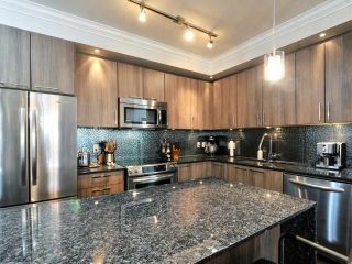Photo 3: C207 20211 66 Avenue in Langley: Willoughby Heights Condo for sale in "ELEMENTS" : MLS®# R2383710