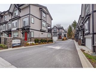 Photo 2: 28 7740 GRAND Street in Mission: Mission BC Townhouse for sale in "THE GRAND" : MLS®# R2664978