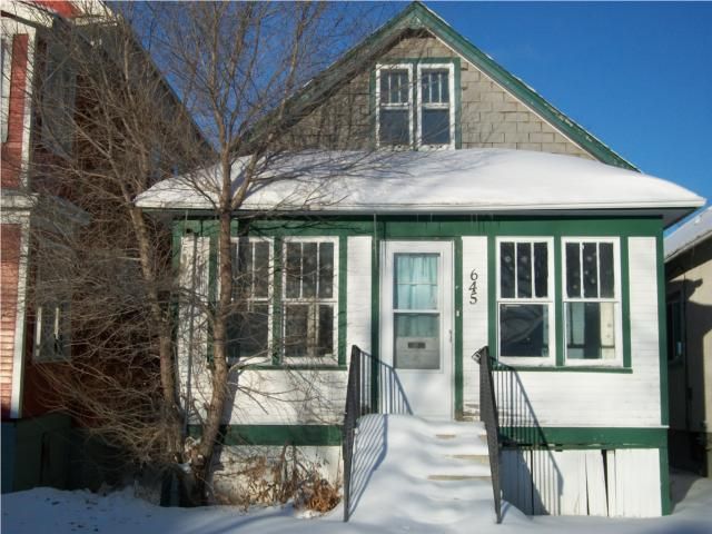 Main Photo: 645 College Avenue in WINNIPEG: North End Residential for sale (North West Winnipeg)  : MLS®# 1001374