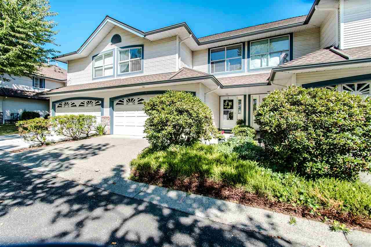 Main Photo: 11 7250 122 Street in Surrey: West Newton Townhouse for sale in "Strawberry Hills Estates" : MLS®# R2485331