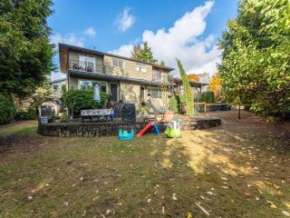 Photo 7: 205 217 ST. DAVIDS Avenue in North Vancouver: Lower Lonsdale Fourplex for sale : MLS®# R2733362