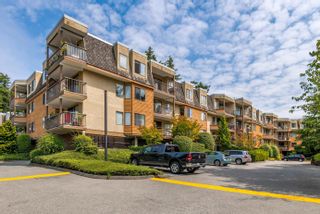 Photo 1: 212 1720 SOUTHMERE Crescent in Surrey: Sunnyside Park Surrey Condo for sale in "Capstan Way" (South Surrey White Rock)  : MLS®# R2759542