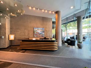 Photo 4: 411 938 HOWE Street in Vancouver: Downtown VW Office for sale in "Pacific Place" (Vancouver West)  : MLS®# C8045954