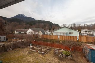Photo 22: 1023 BROTHERS Place in Squamish: Northyards 1/2 Duplex for sale : MLS®# R2663803