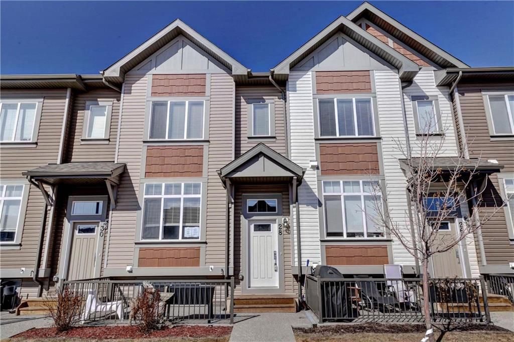 Main Photo: 28 COPPERPOND Rise SE in Calgary: Copperfield Row/Townhouse for sale : MLS®# C4235792