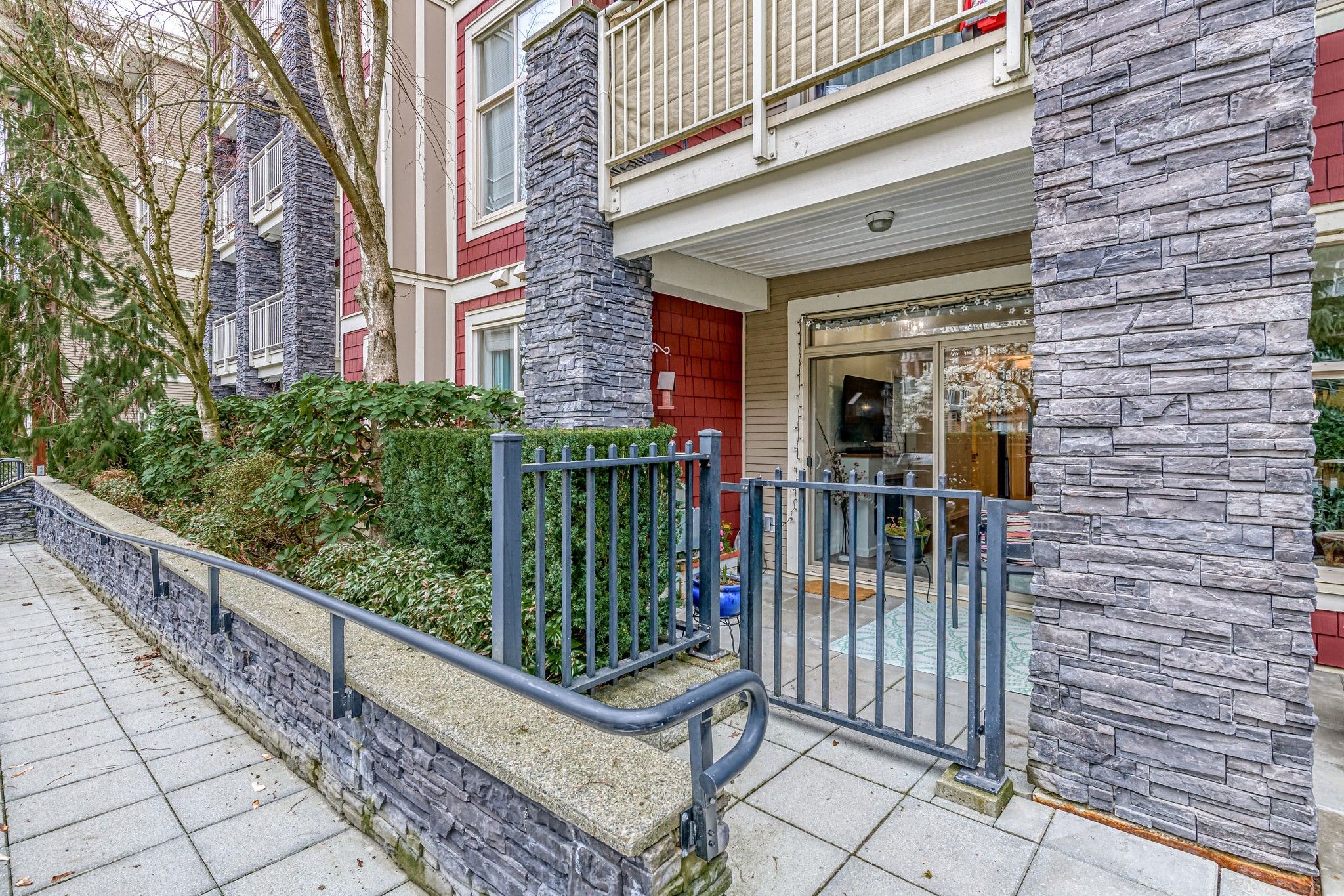 Photo 24: Photos: 101 2477 KELLY AVENUE in Port Coquitlam: Central Pt Coquitlam Condo for sale : MLS®# R2673787