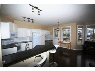 Photo 4: 18 Wentworth Cove SW in CALGARY: West Springs Townhouse for sale (Calgary)  : MLS®# C3518556