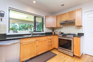 Photo 15: 8714 Forest Park Dr in North Saanich: NS Dean Park House for sale : MLS®# 844492