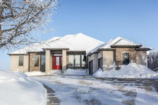 Photo 1: 23 Hidden Oaks Cove in Winnipeg: The Oaks Residential for sale (5W)  : MLS®# 202300233