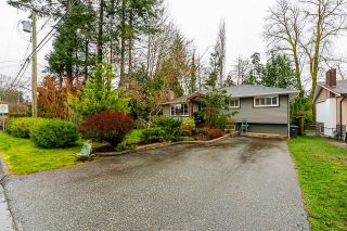 Photo 2: 517 AILSA Avenue in Port Moody: Glenayre House for sale : MLS®# R2864973