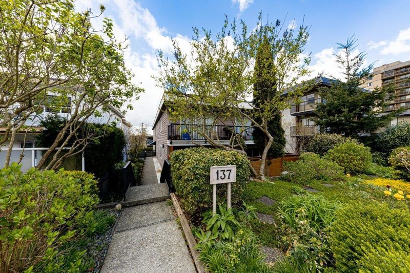 FEATURED LISTING: 4 - 137 5TH Street East North Vancouver