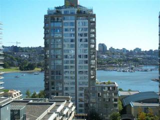 Photo 1: 1601 1201 MARINASIDE Crescent in Vancouver: Yaletown Condo for sale in "THE PENINSULA" (Vancouver West)  : MLS®# V939947