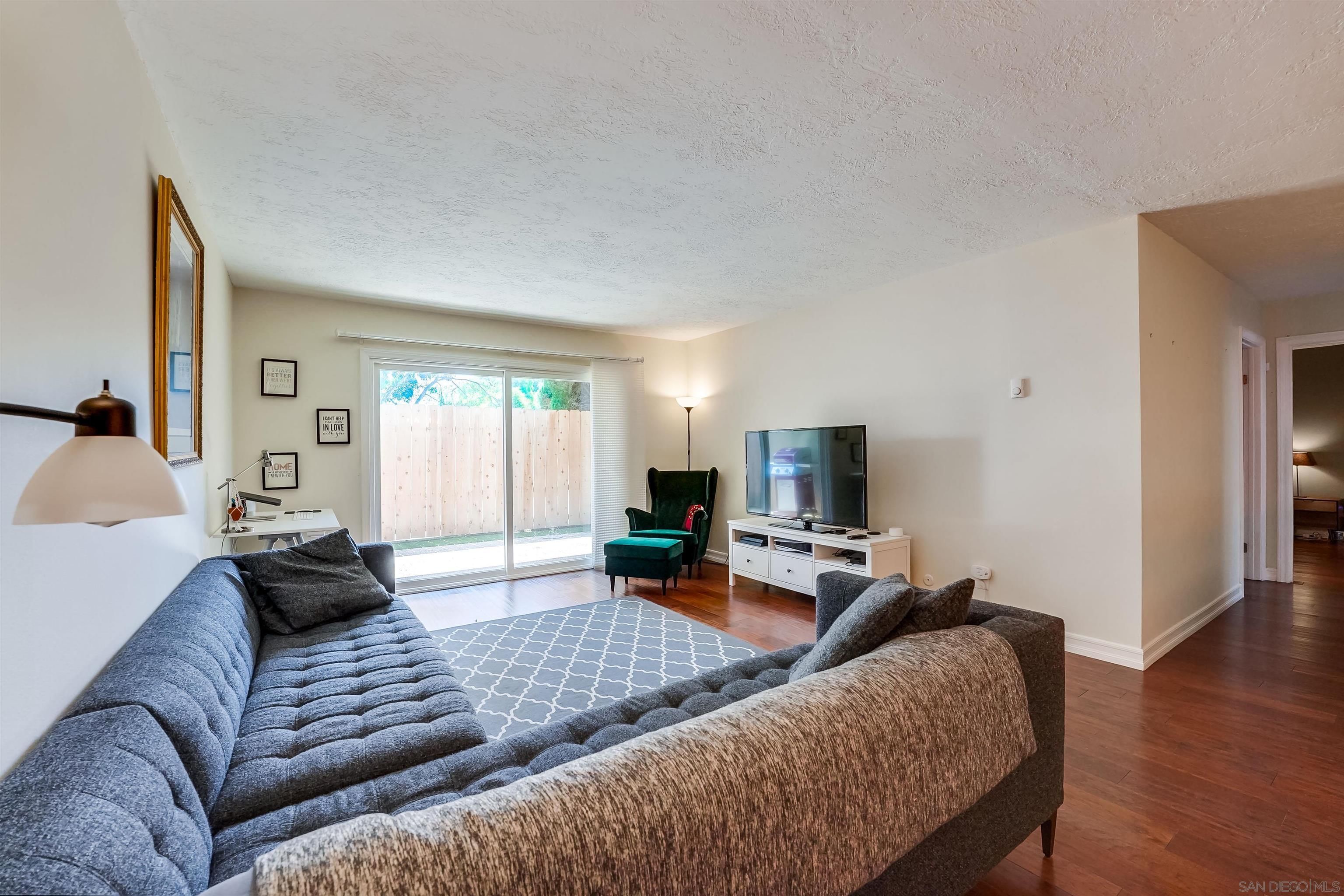Main Photo: PACIFIC BEACH Condo for sale : 2 bedrooms : 4647 Pico St #104 in San Diego