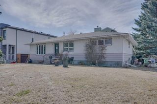 Photo 2: 3503 41 Street SW in Calgary: Glendale Detached for sale : MLS®# A2117864