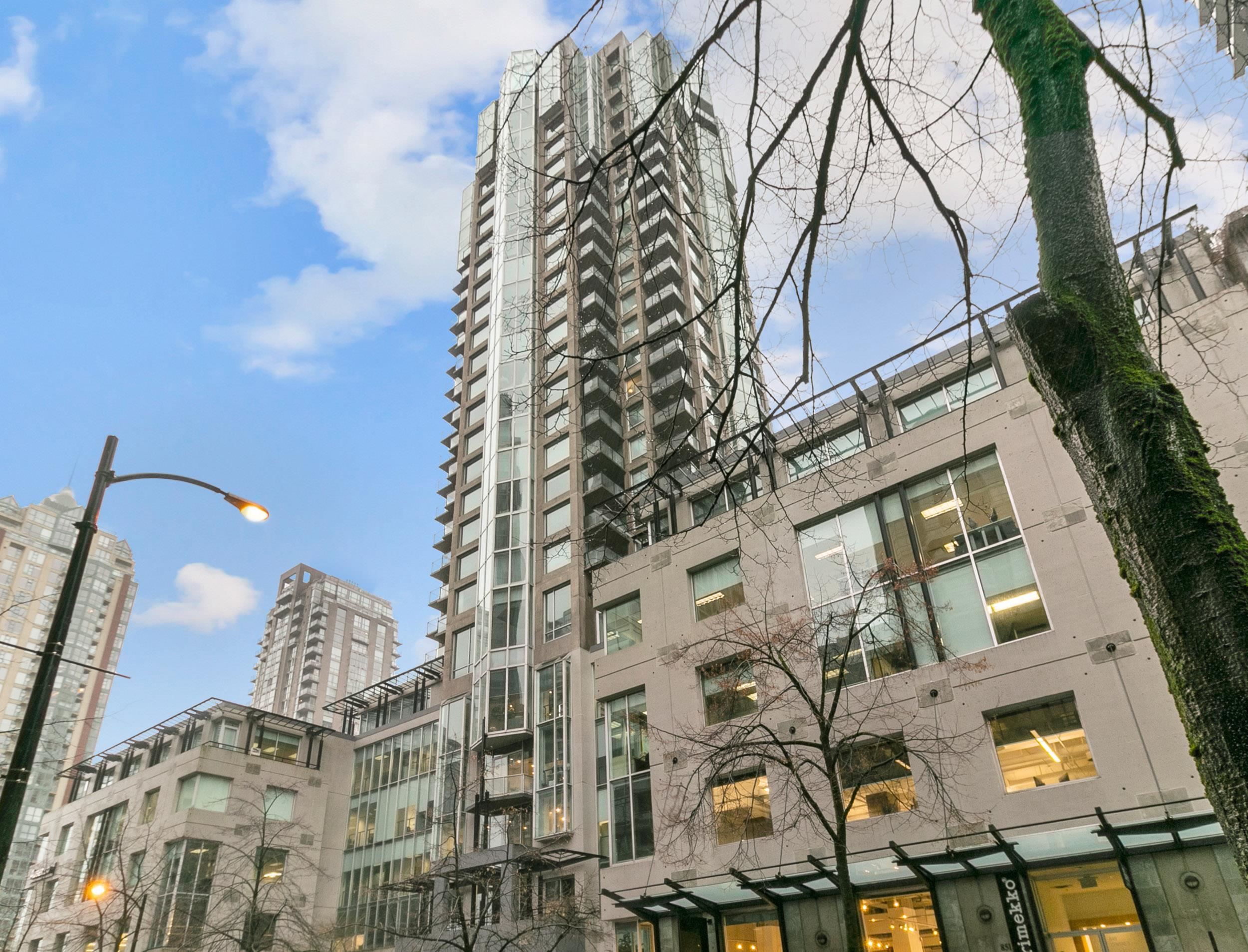 Main Photo: 803 889 HOMER Street in Vancouver: Downtown VW Condo for sale in "889 Homer" (Vancouver West)  : MLS®# R2645103