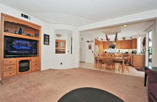 Photo 8: AVIARA House for sale : 5 bedrooms : 6742 Solandra Dr in Carlsbad