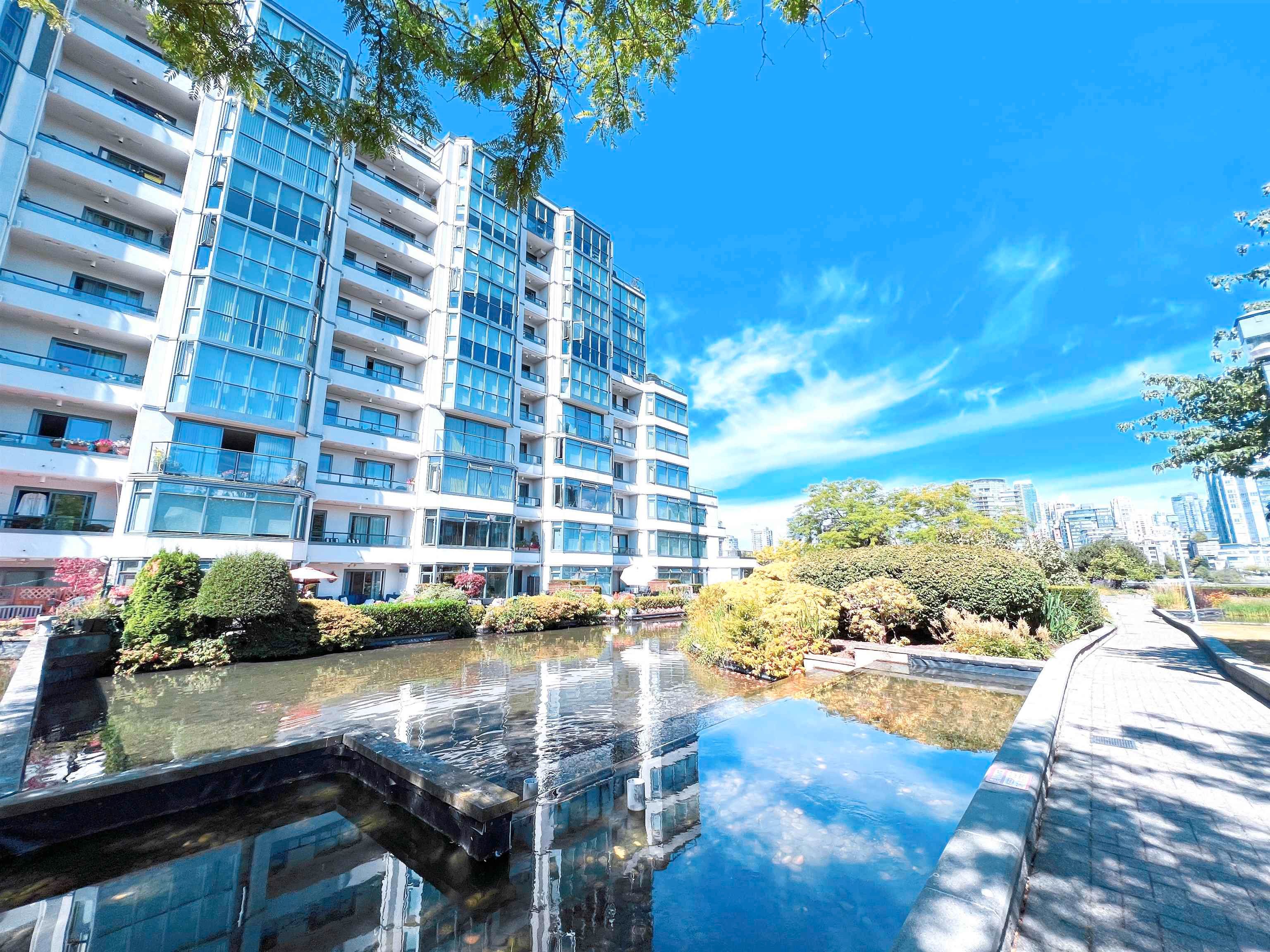 Main Photo: 118 456 MOBERLY Road in Vancouver: False Creek Condo for sale in "PACIFIC COVE" (Vancouver West)  : MLS®# R2795245