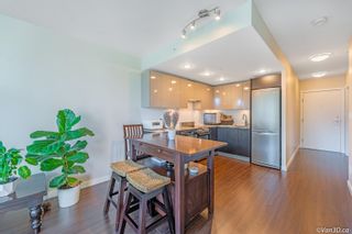 Photo 1: 510 1919 WYLIE Street in Vancouver: False Creek Condo for sale (Vancouver West)  : MLS®# R2725996